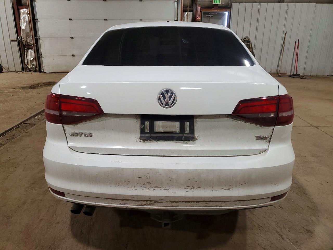 Volkswagen Jetta S