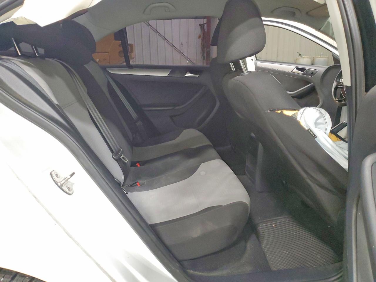 Volkswagen Jetta S