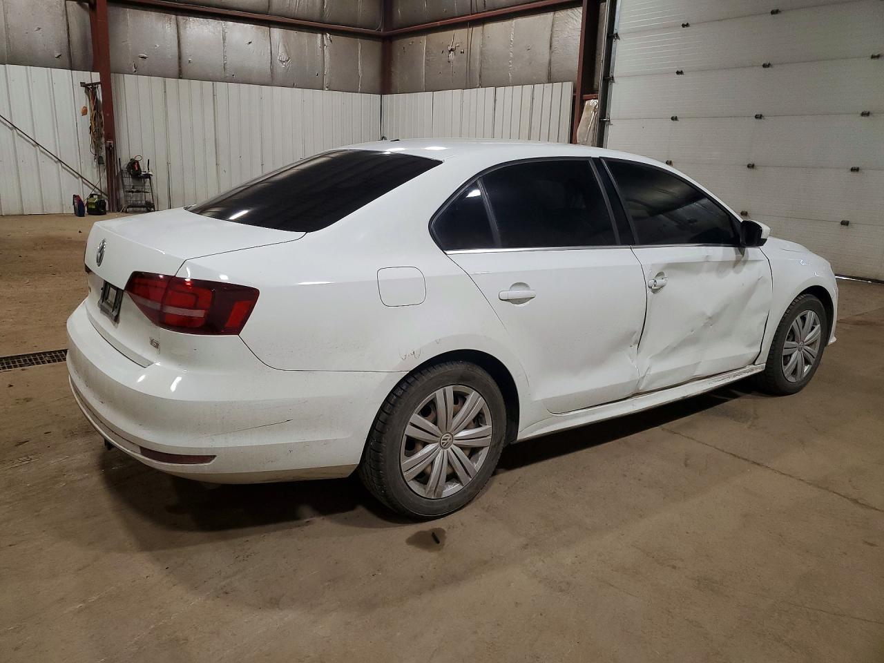 Volkswagen Jetta S