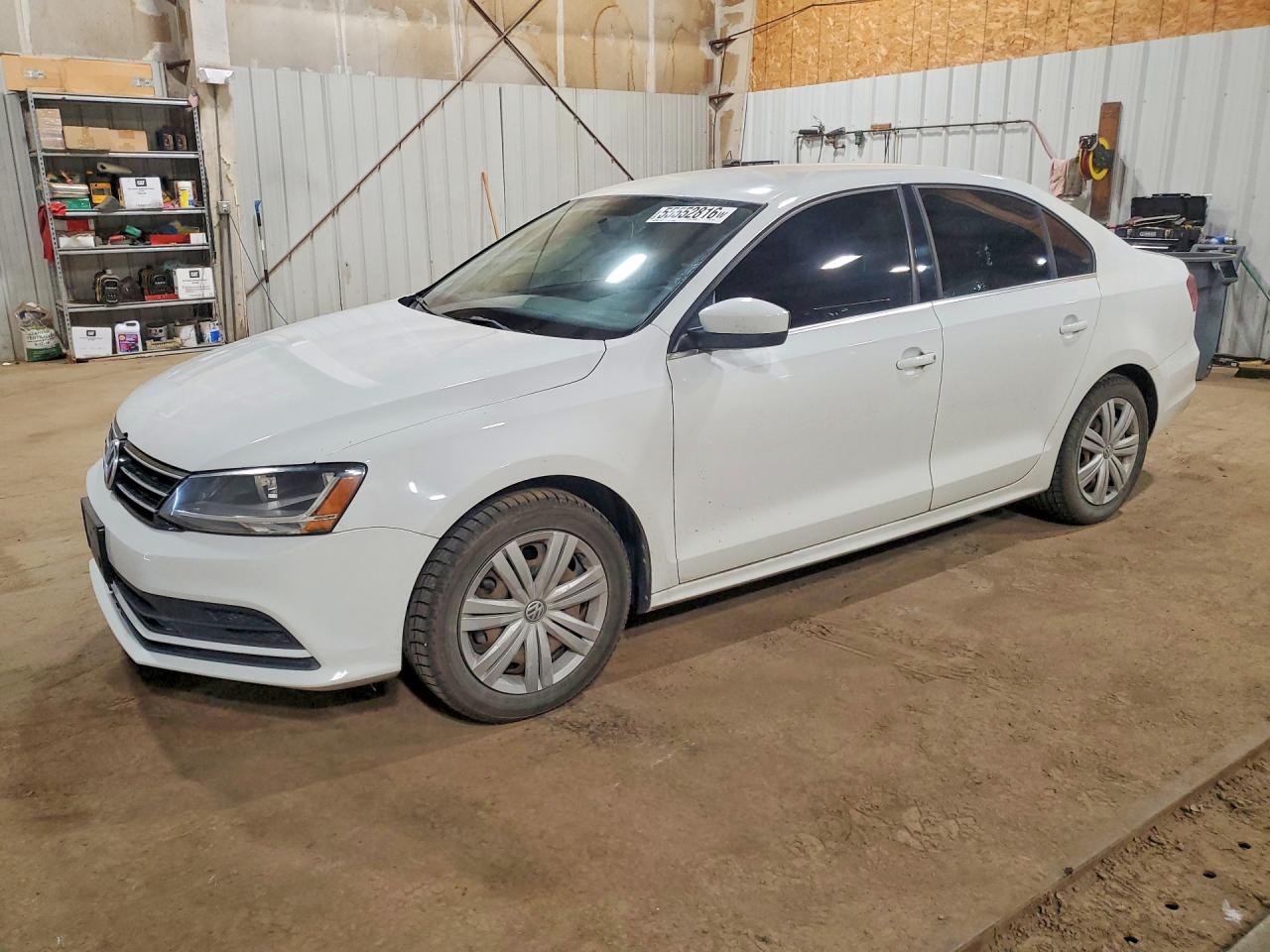Salvage Volkswagen Jetta Image