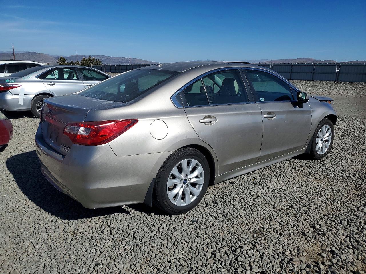 Subaru Legacy 2.5i Premium