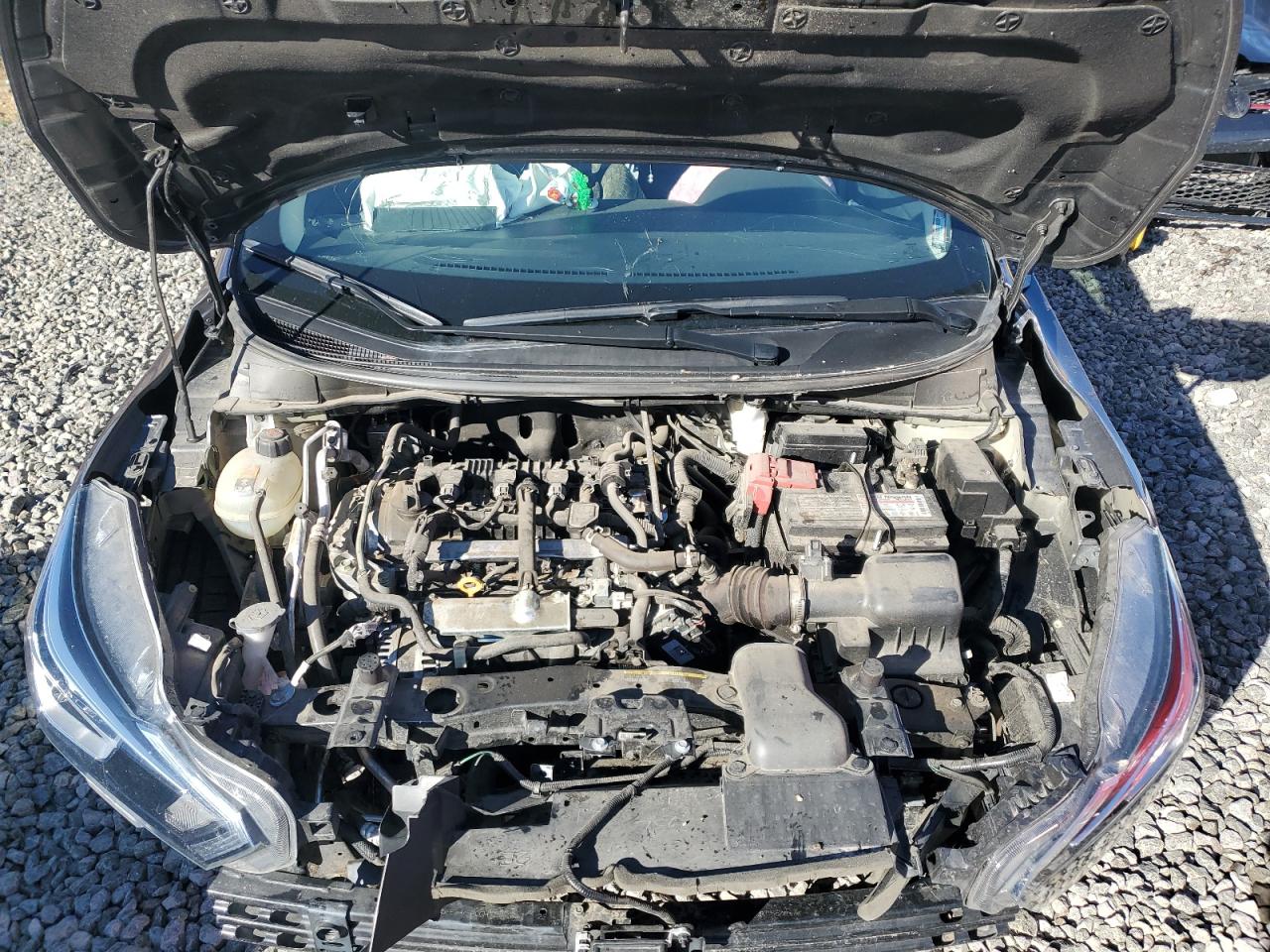 Nissan Versa S