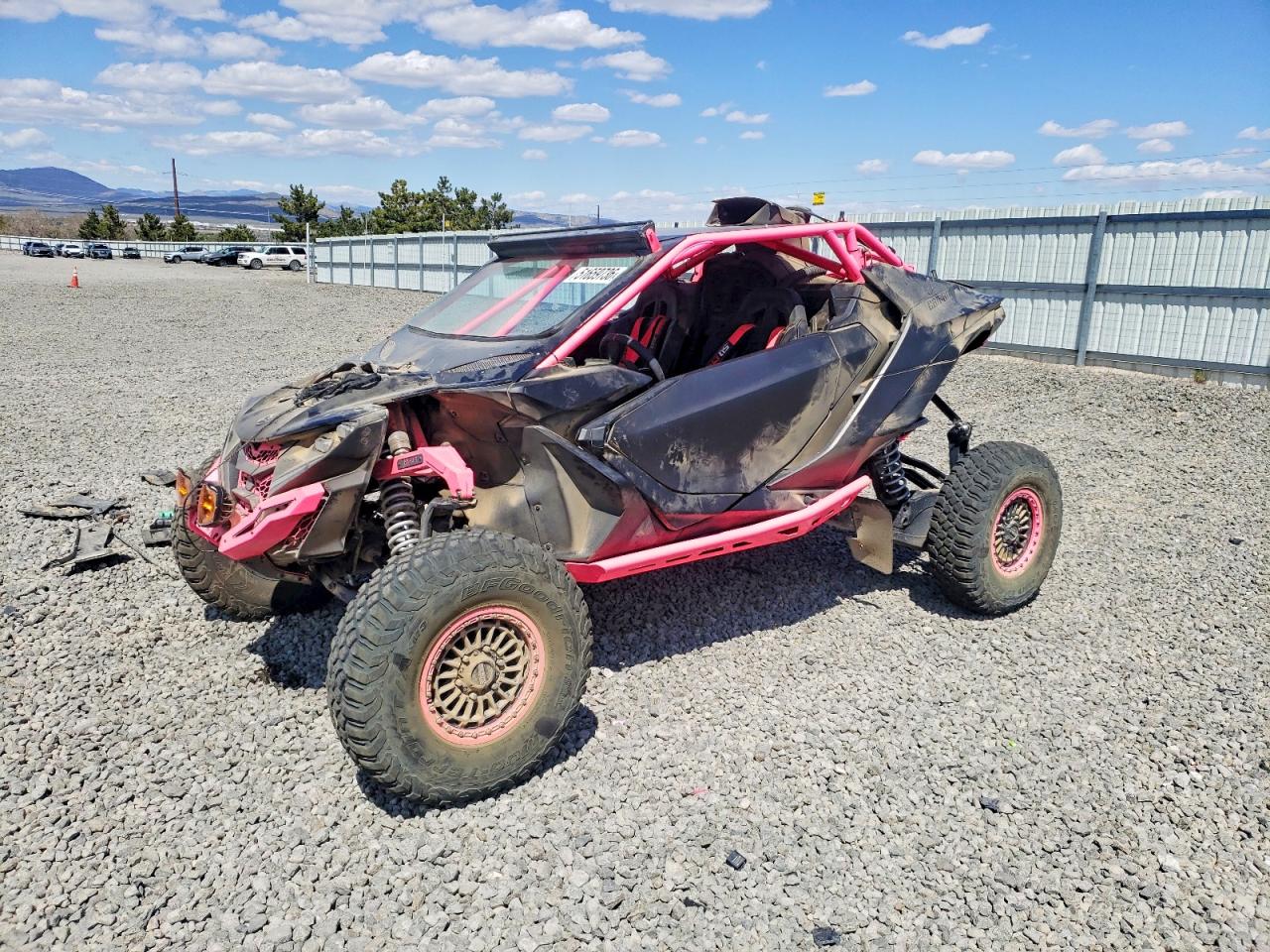 Can-Am Maverick R