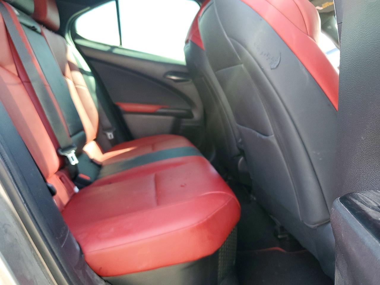 Lexus Ux 250h