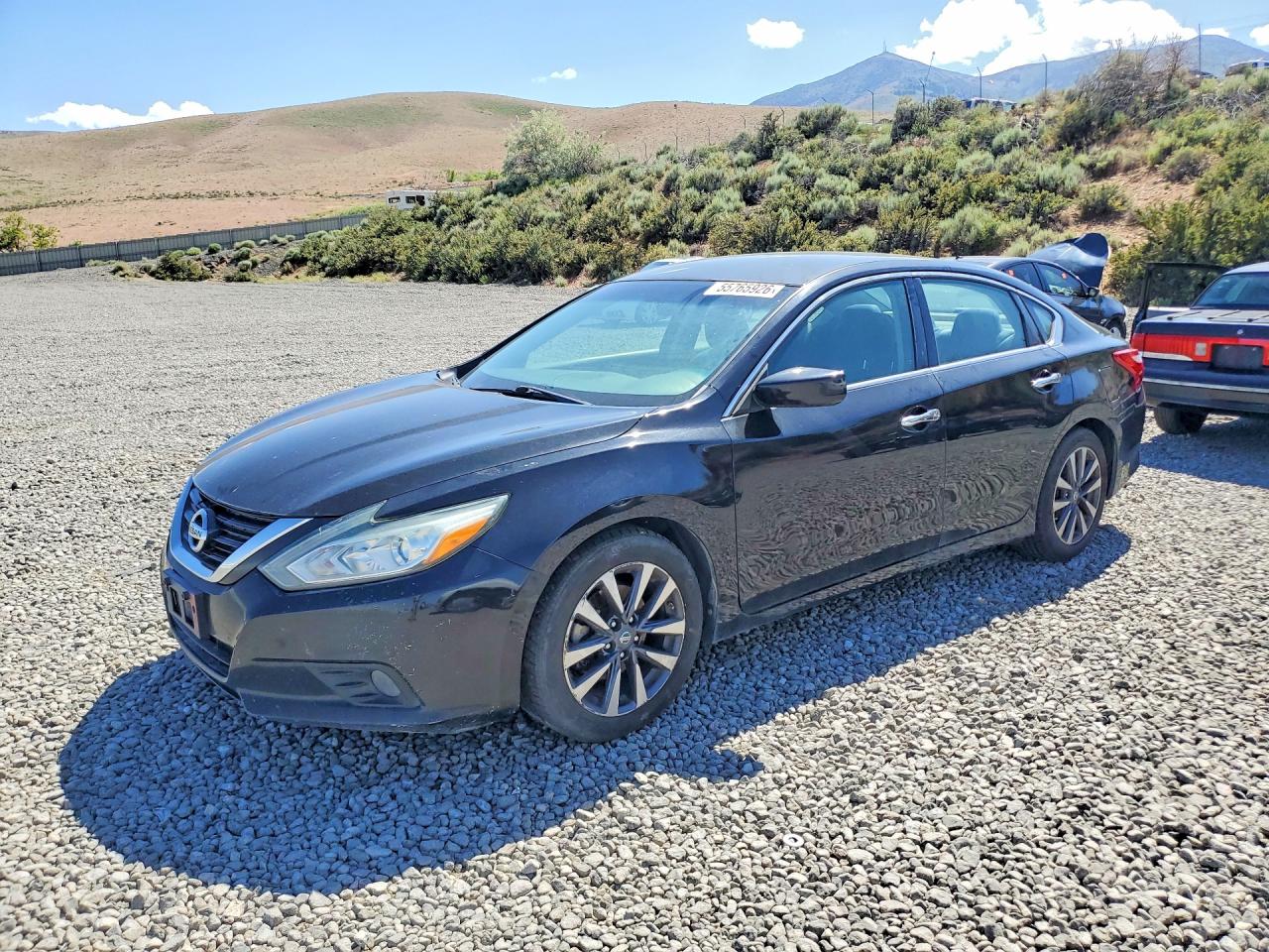Salvage Nissan Altima Image