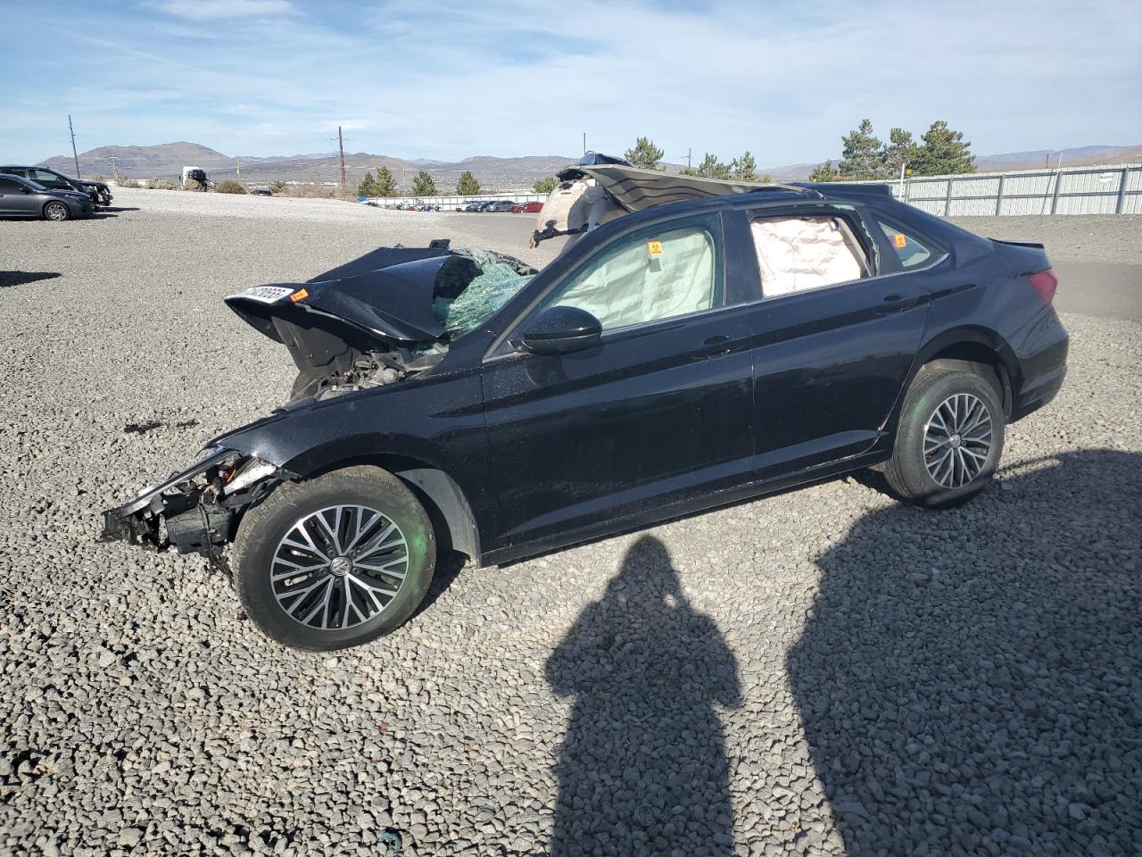 Salvage Volkswagen Jetta Image