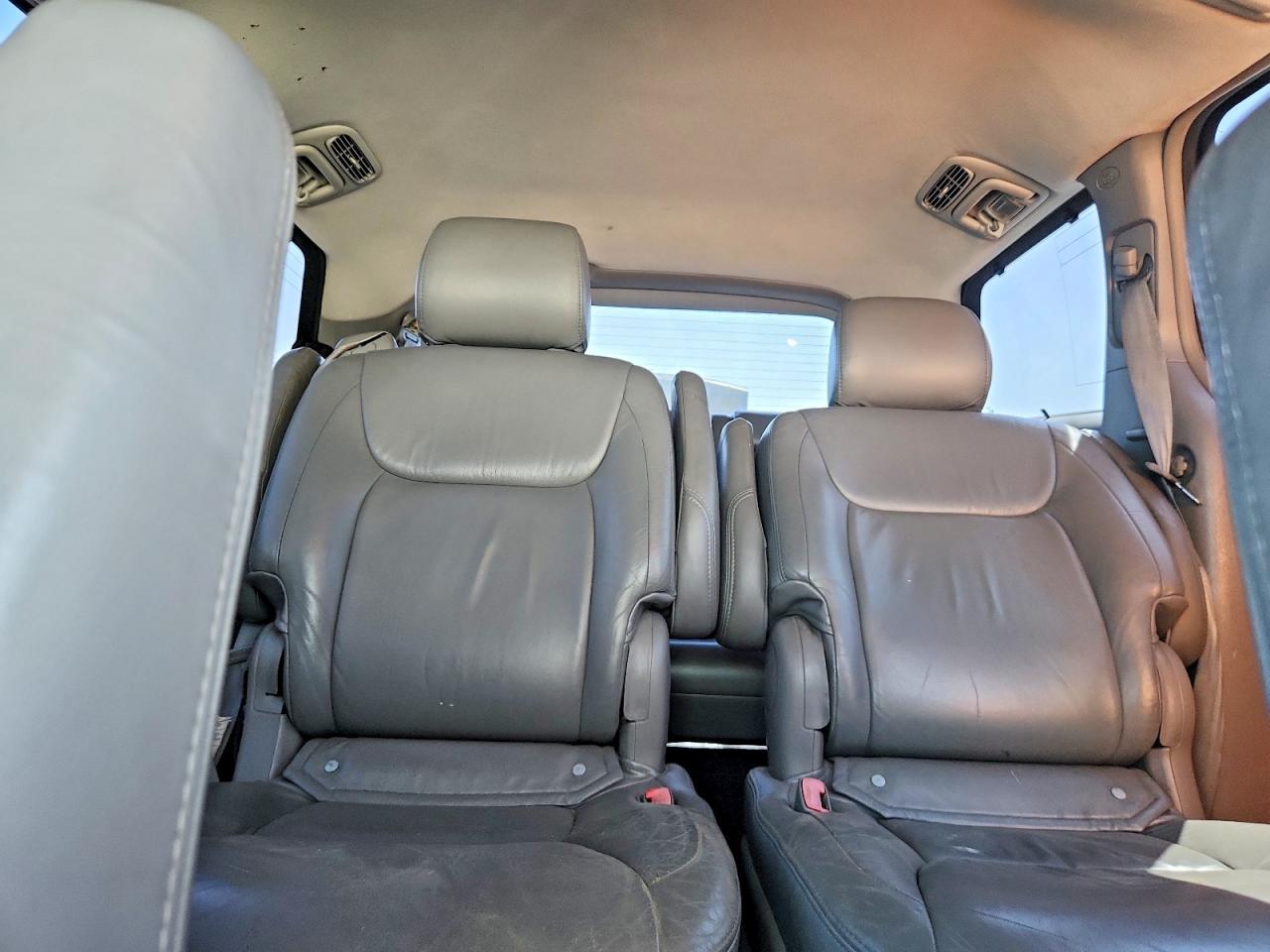 Toyota Sienna Xle Limited 7 Passenger