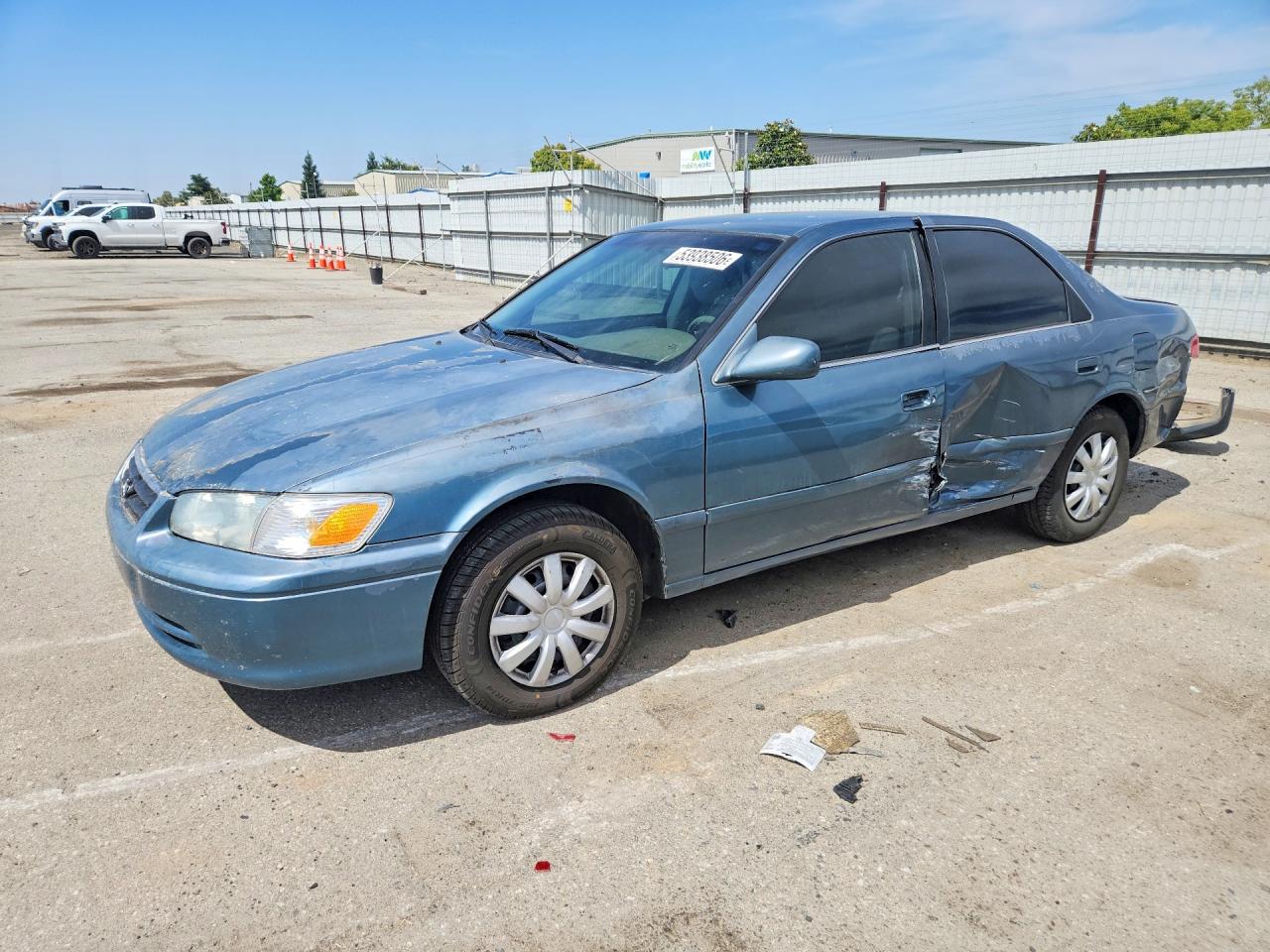 Salvage Toyota Camry Image
