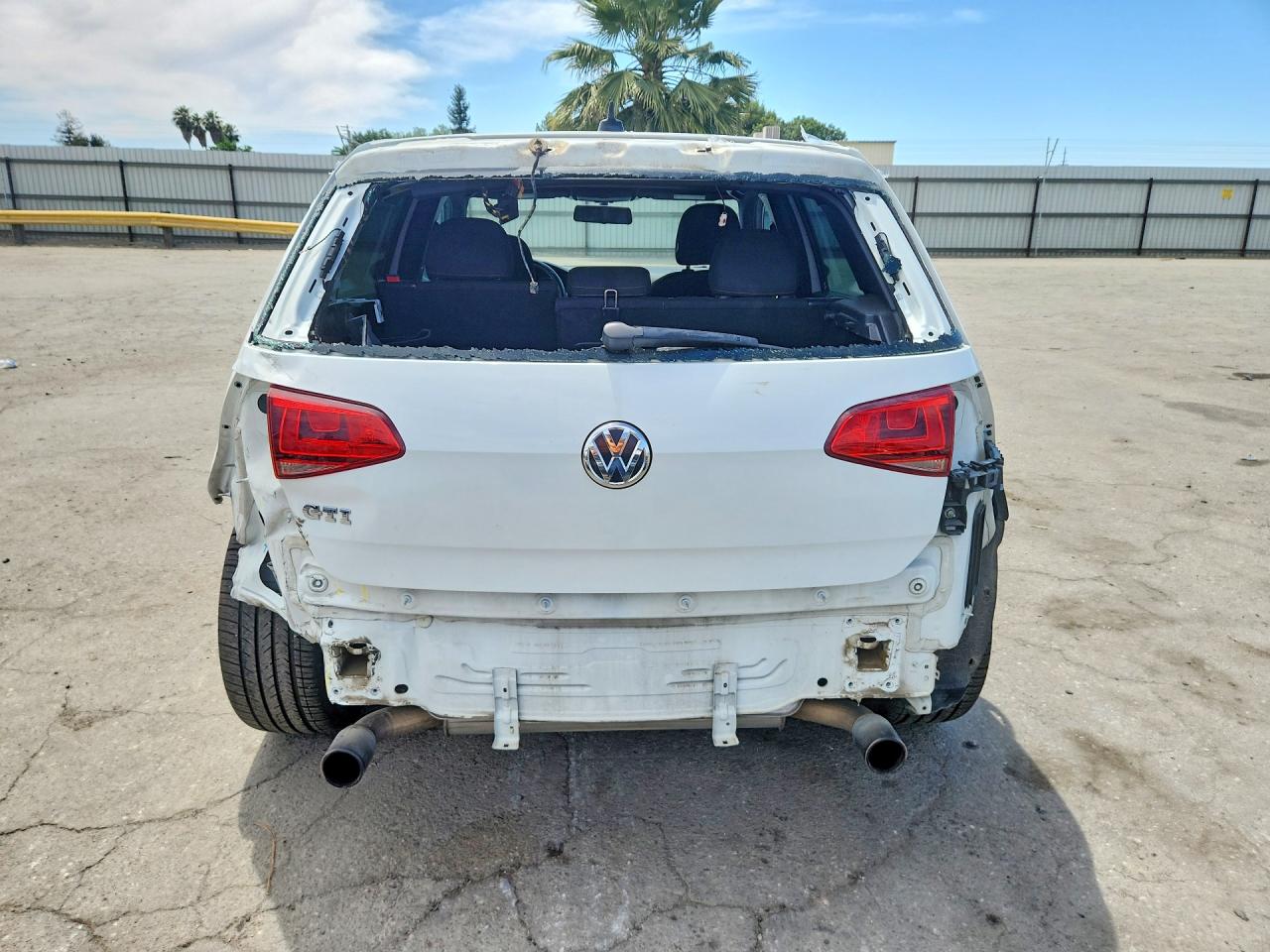 Volkswagen GTI S
