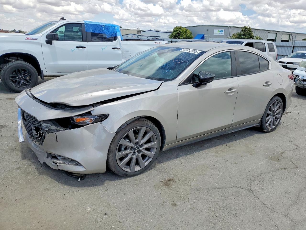 Salvage Mazda 3 Image
