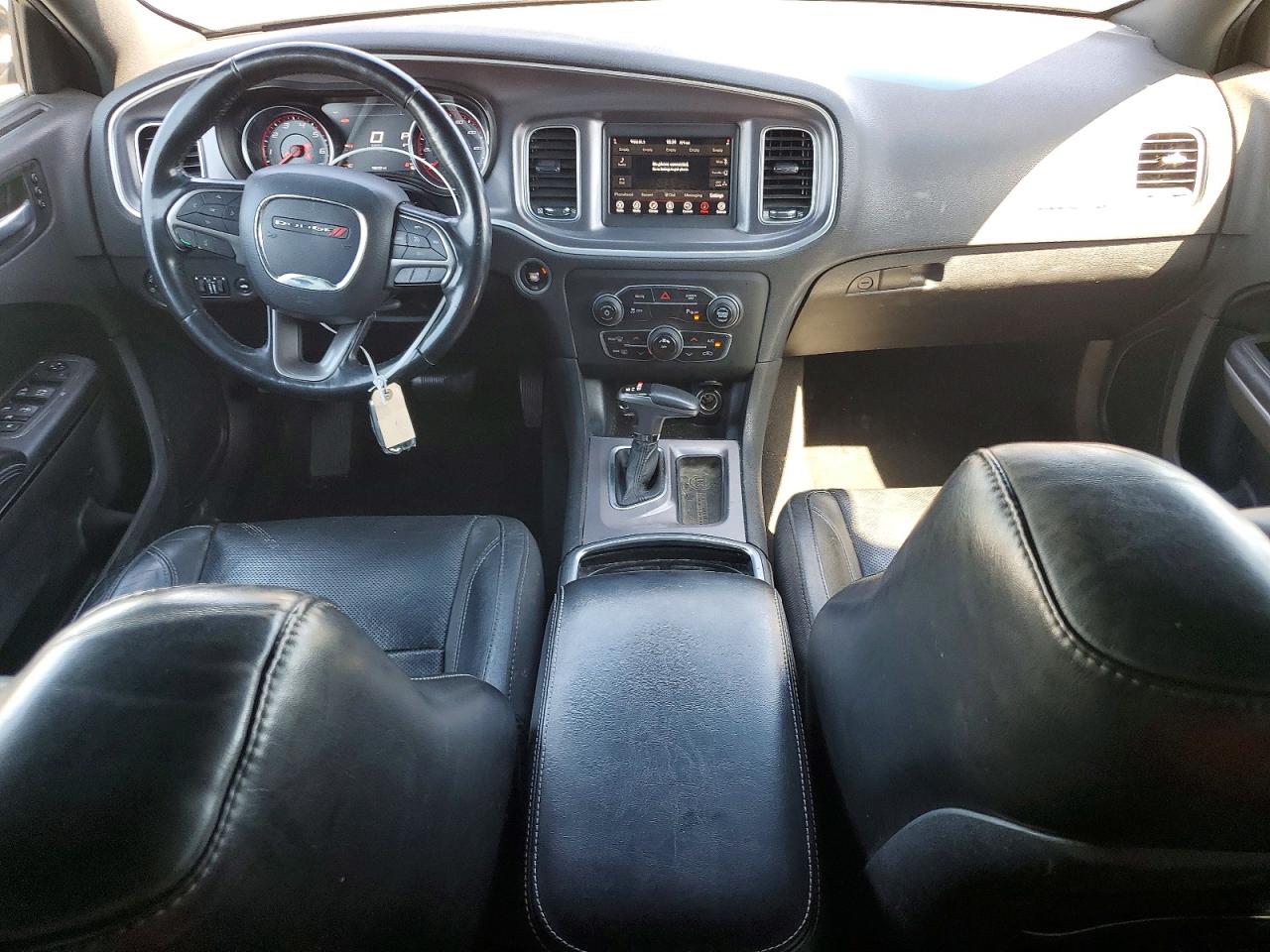 Dodge Charger Sxt