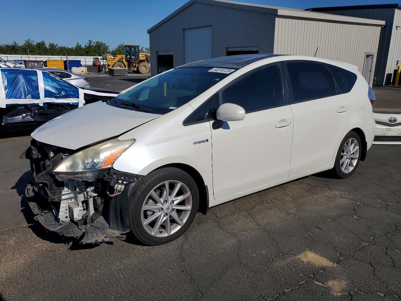 Salvage Toyota Prius Image