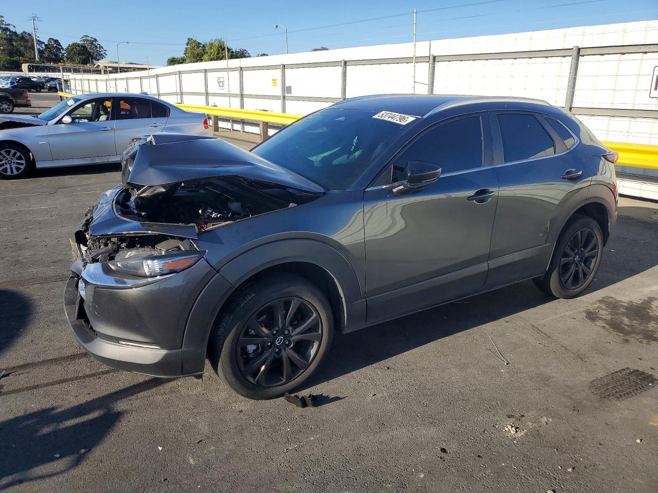 Salvage Mazda Cx Image