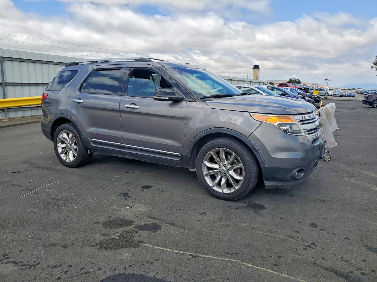 Ford Explorer Xlt