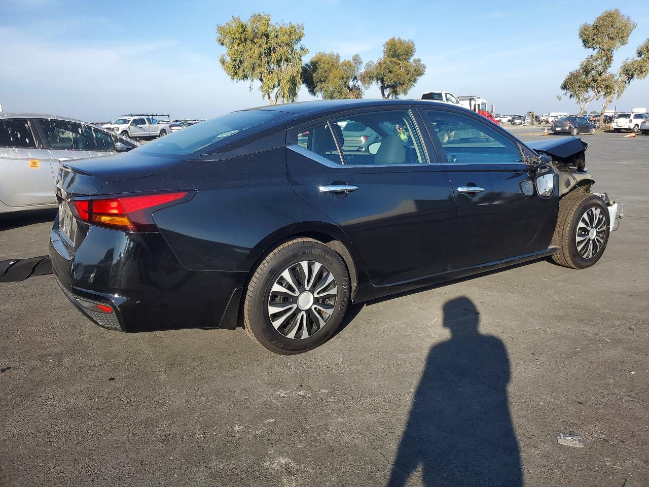 Nissan Altima S