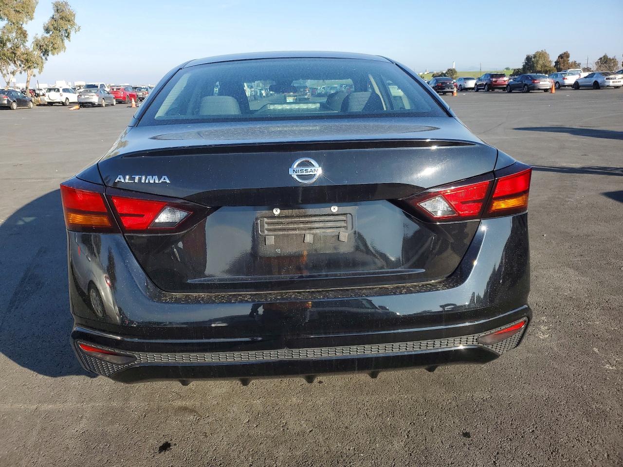 Nissan Altima S
