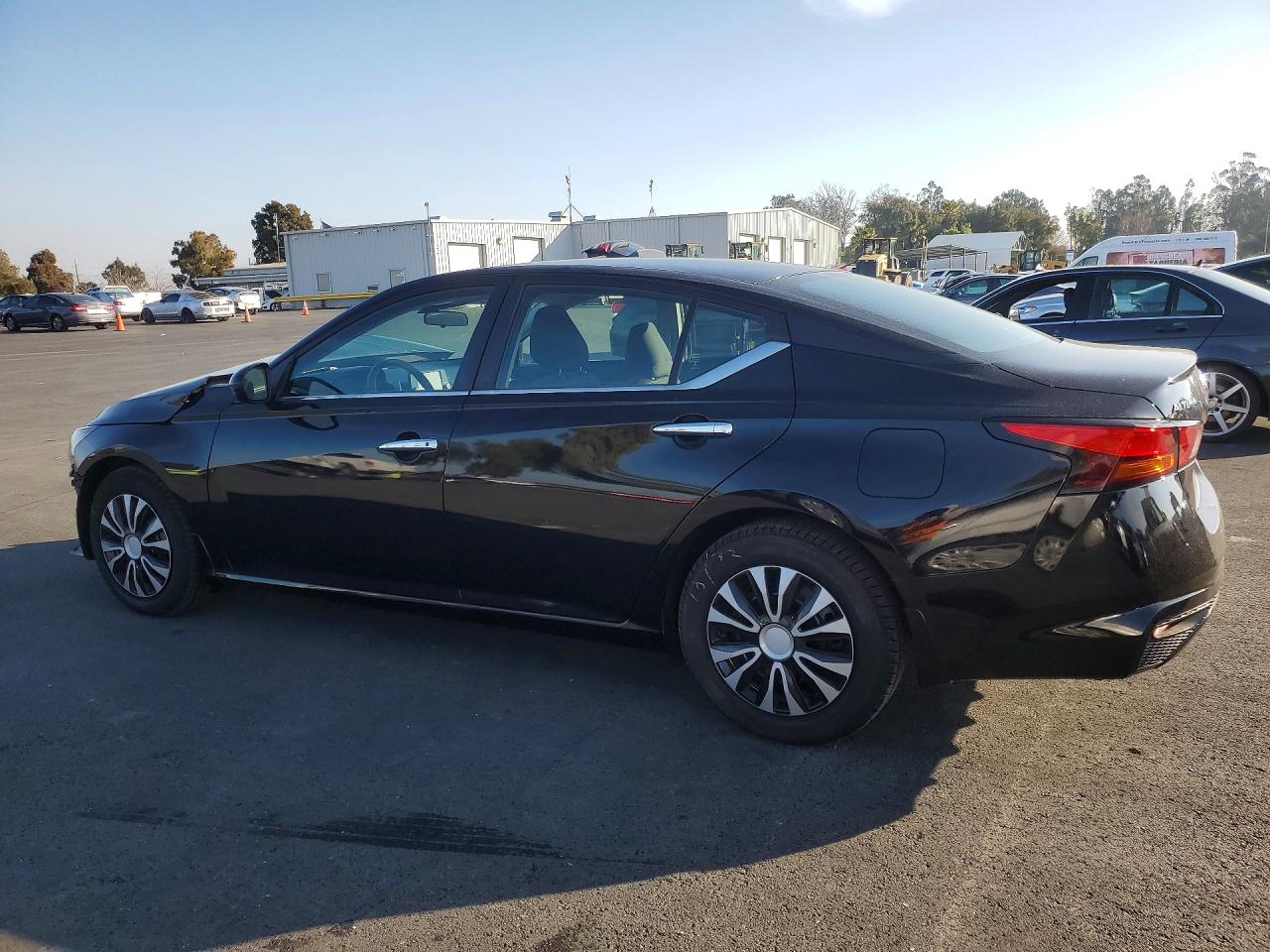 Nissan Altima S