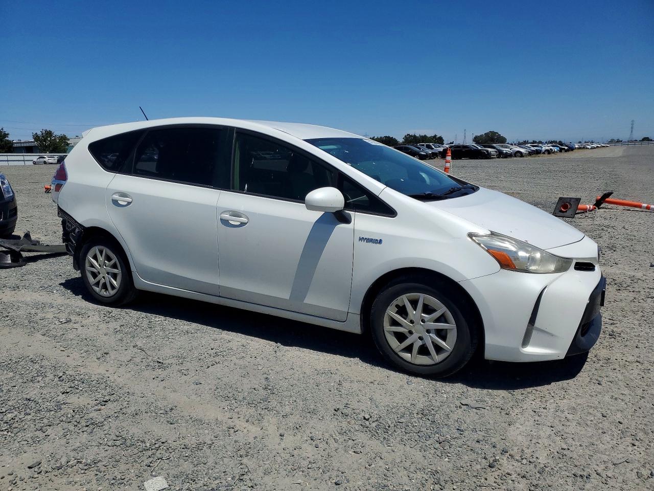 Toyota Prius v Three