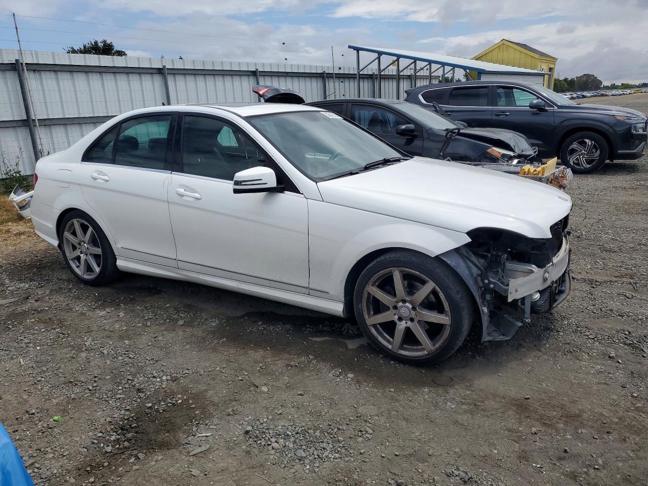 Mercedes-Benz C-Class 250