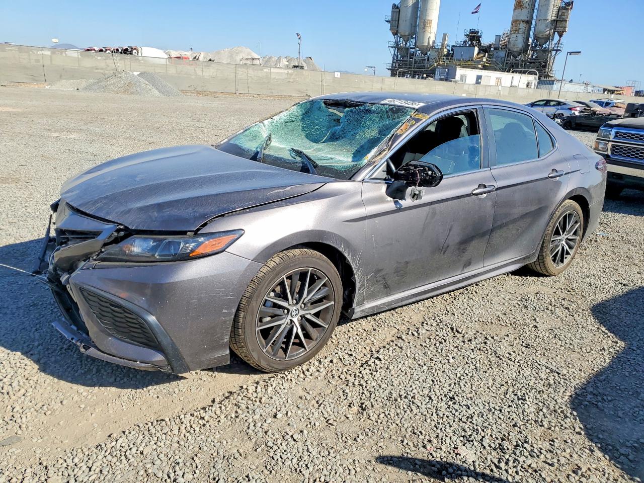 Salvage Toyota Camry Image