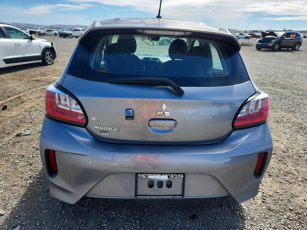 Mitsubishi Mirage Es