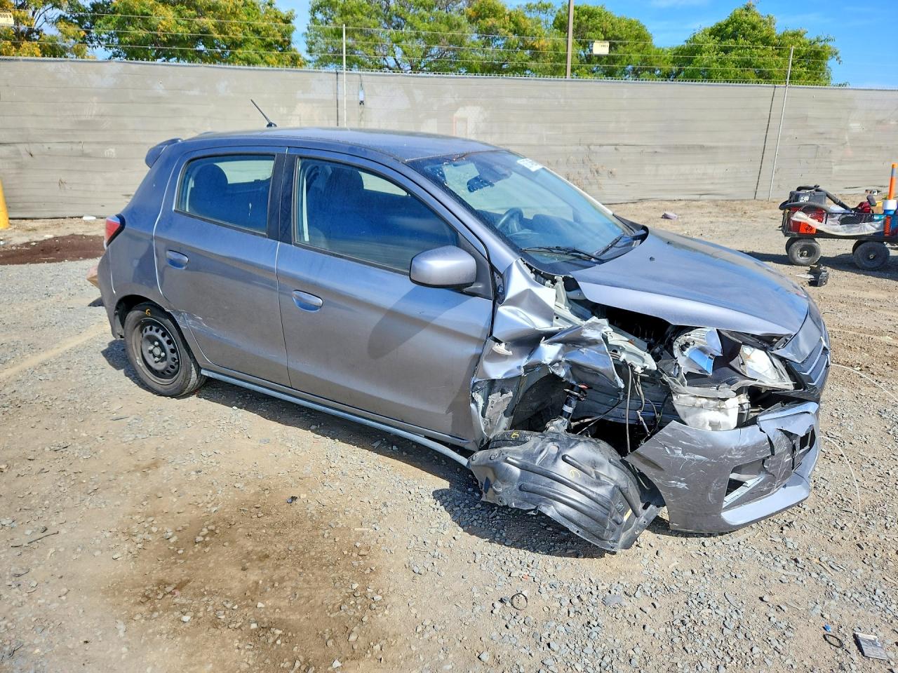 Mitsubishi Mirage Es