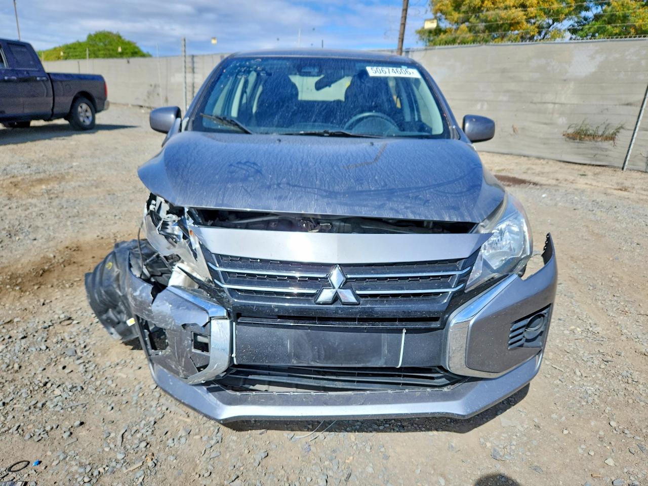 Mitsubishi Mirage Es