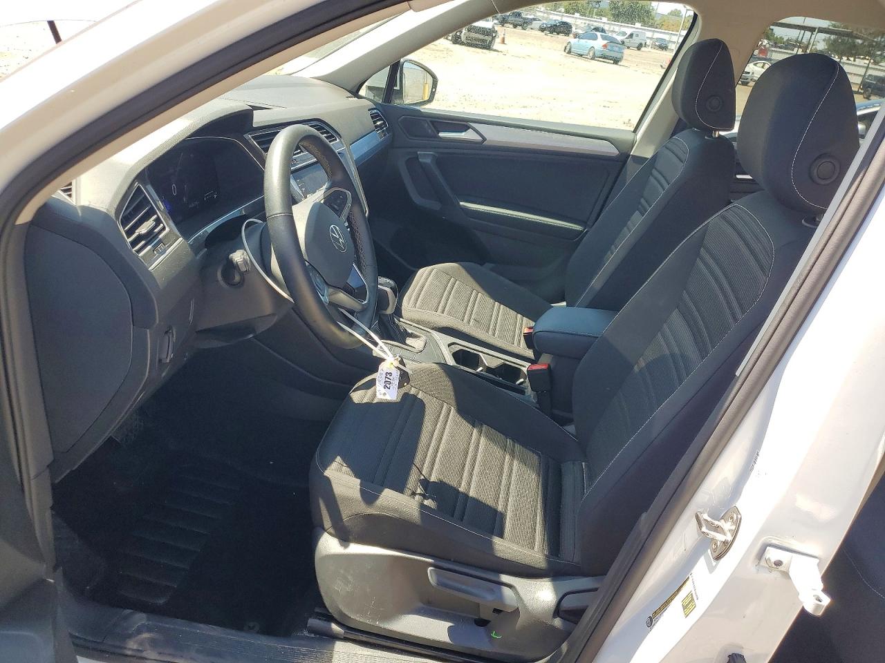 Volkswagen Tiguan S