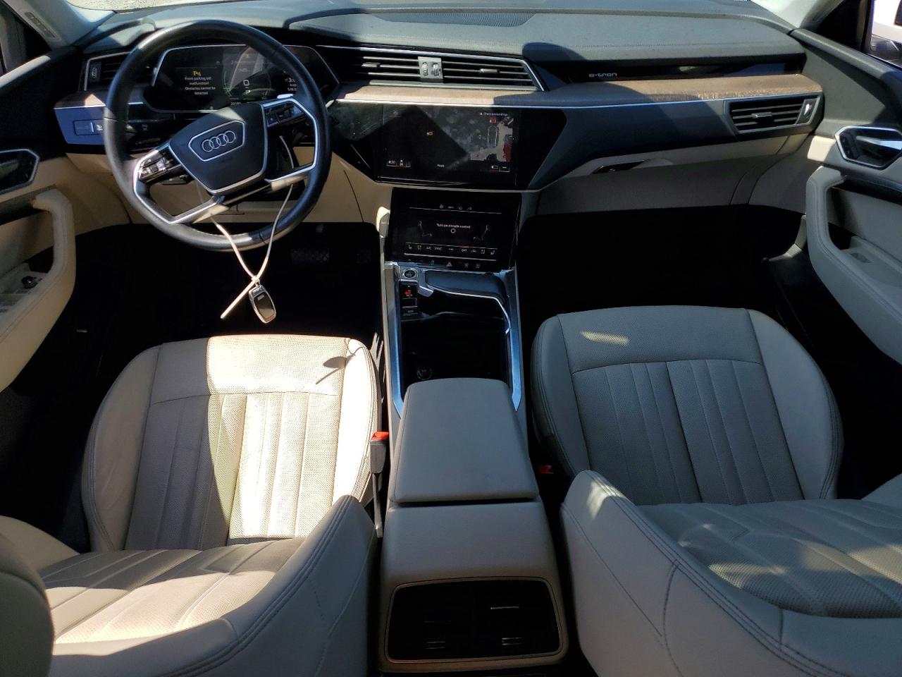 Audi Q8 Premium Plus