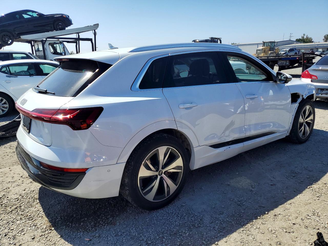 Audi Q8 Premium Plus
