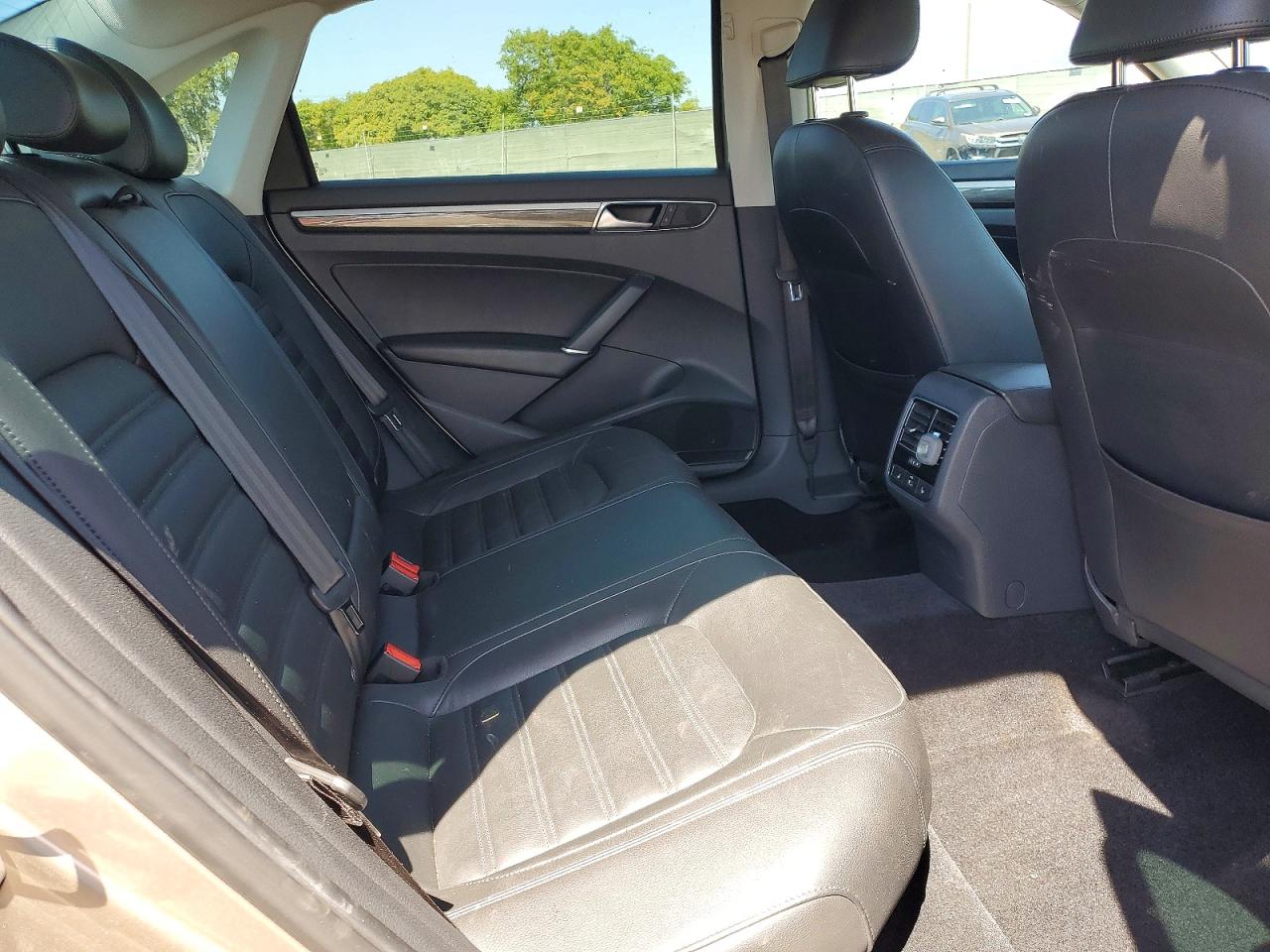 Volkswagen Passat Sel Premium