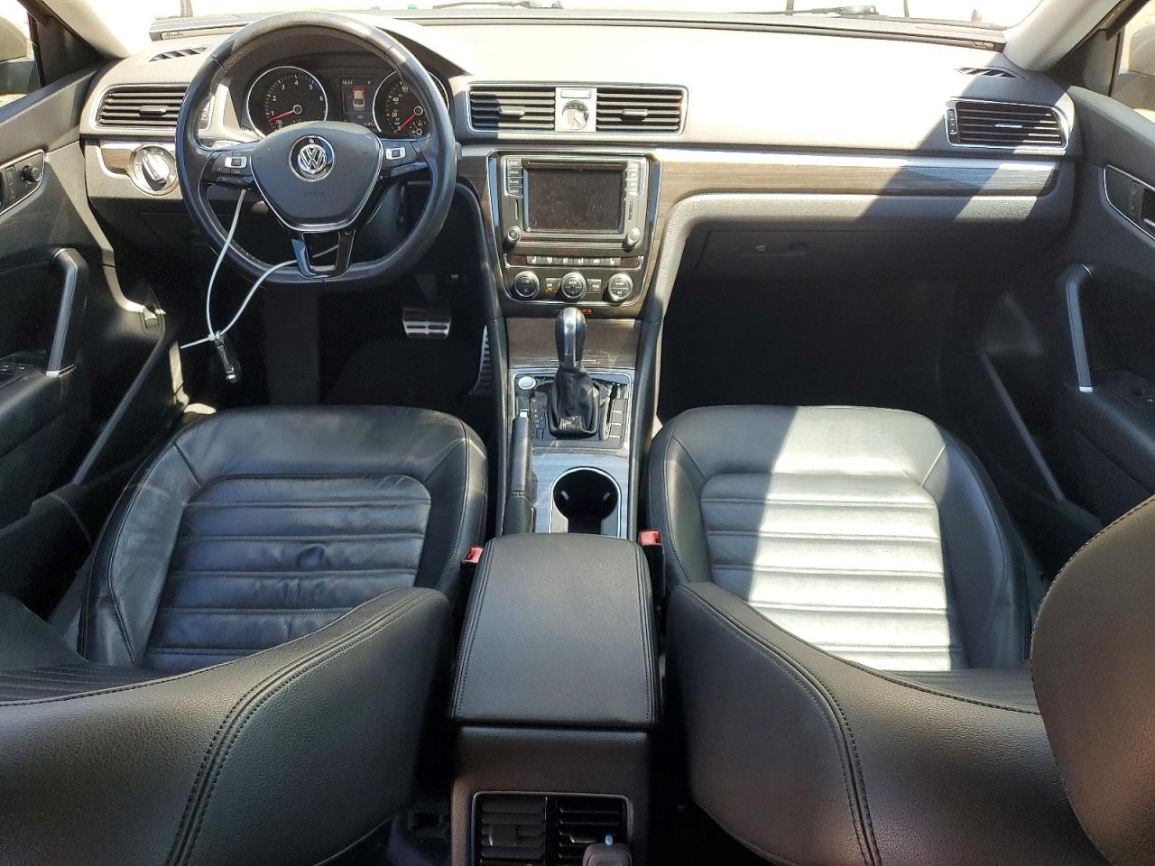 Volkswagen Passat Sel Premium