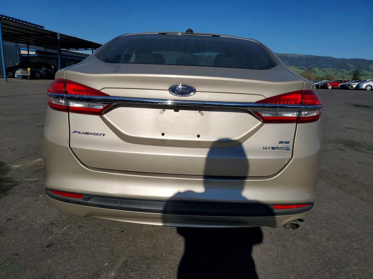 Ford Fusion Se Hybrid