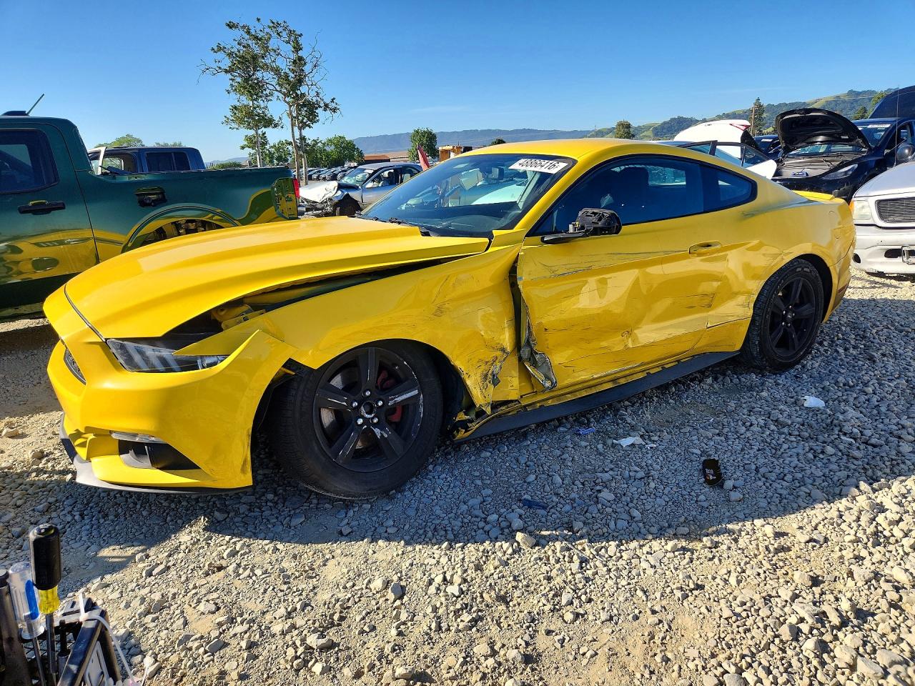 Salvage Ford Mustang Image