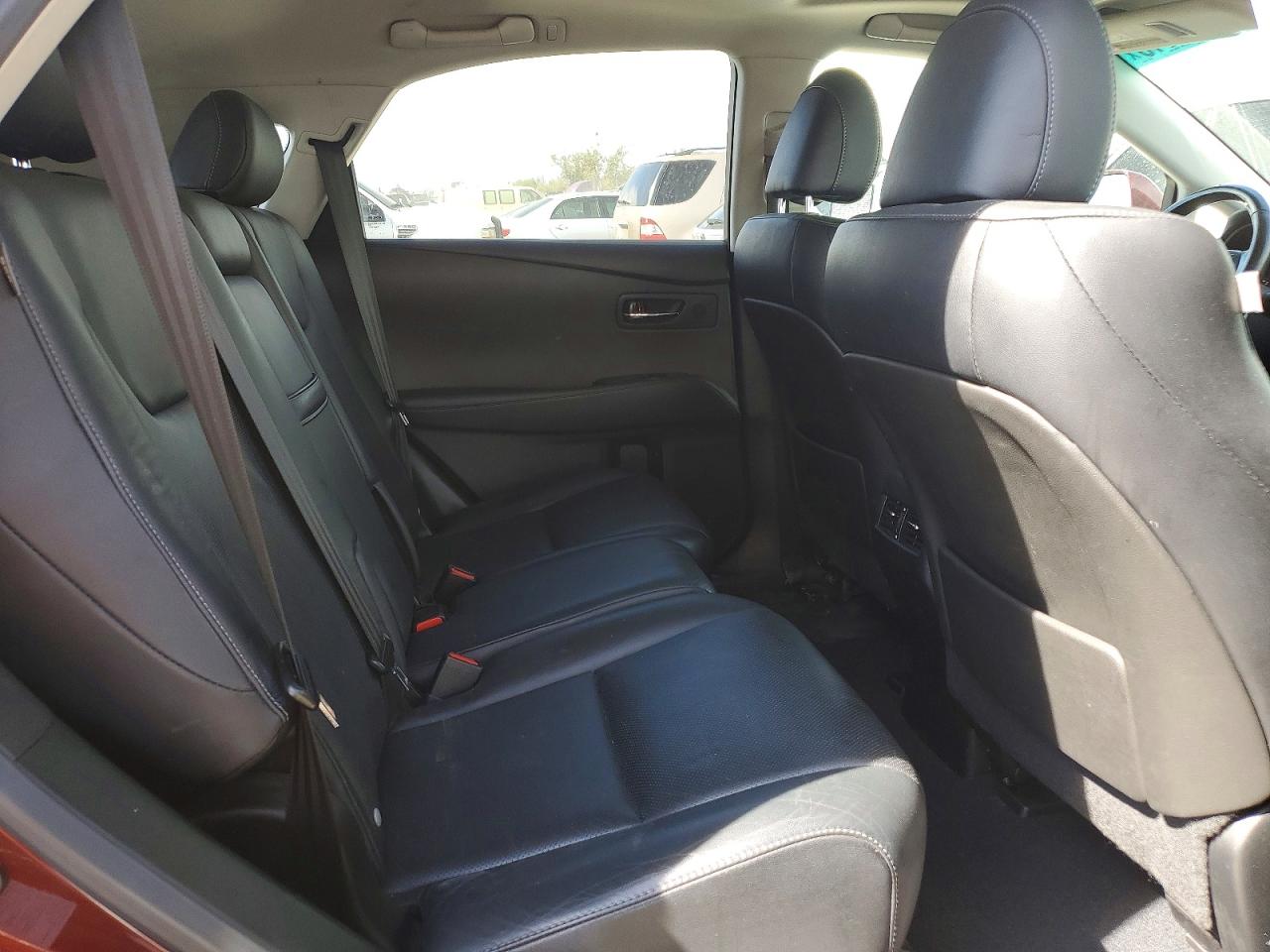 Lexus RX Base