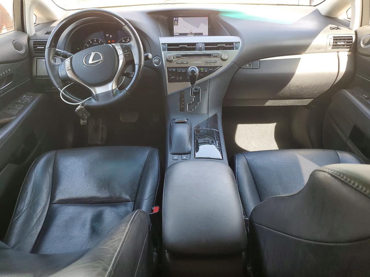 Lexus RX Base