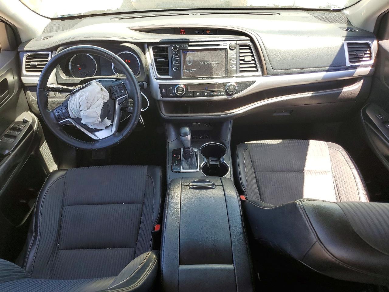 Toyota Highlander Le Plus