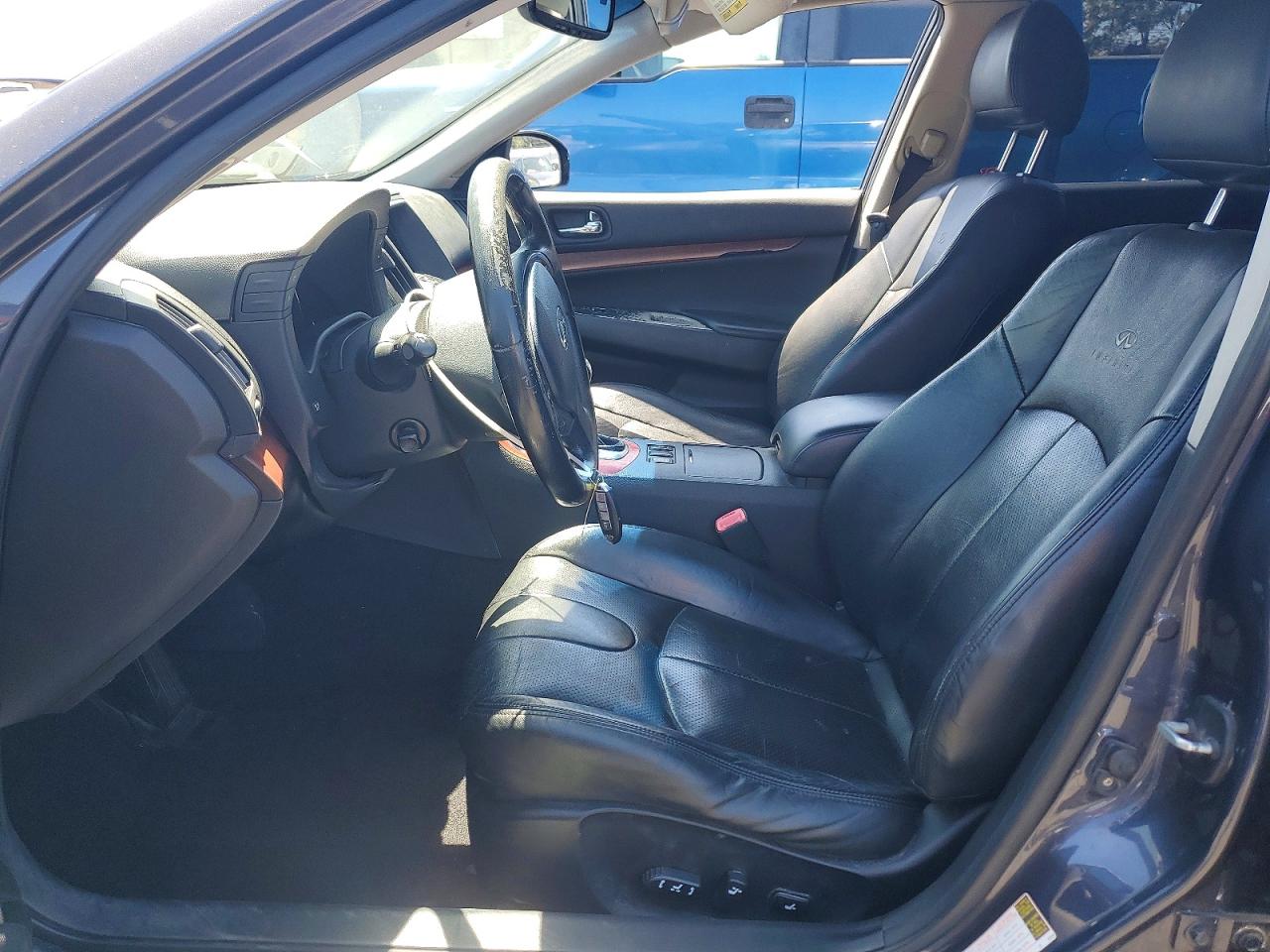 INFINITI G35 Base