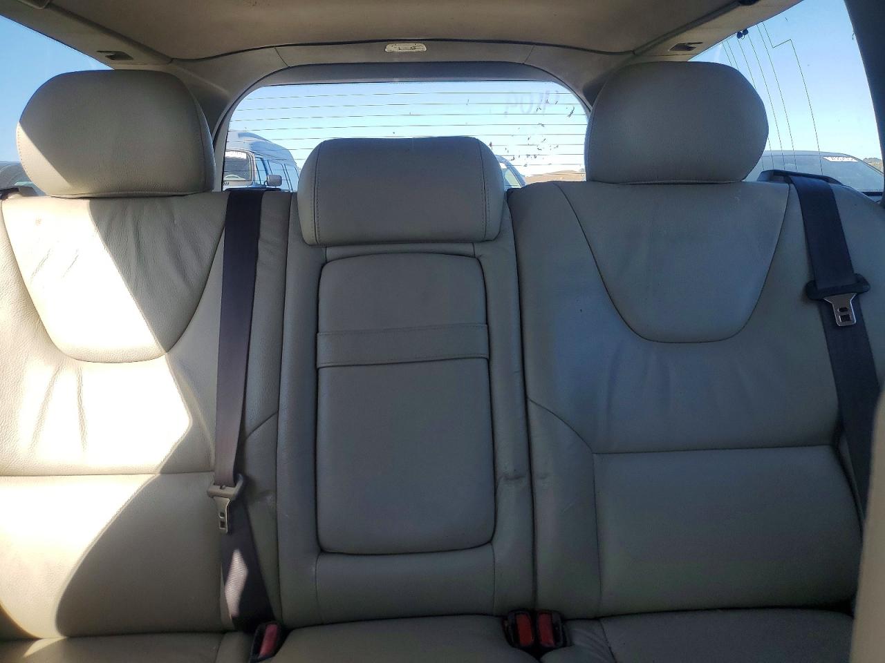 Volvo V70 2.4t