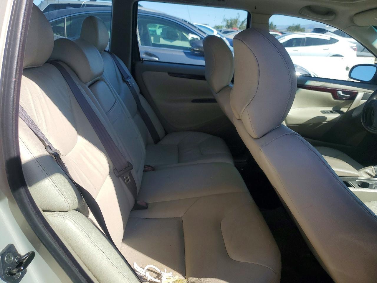 Volvo V70 2.4t
