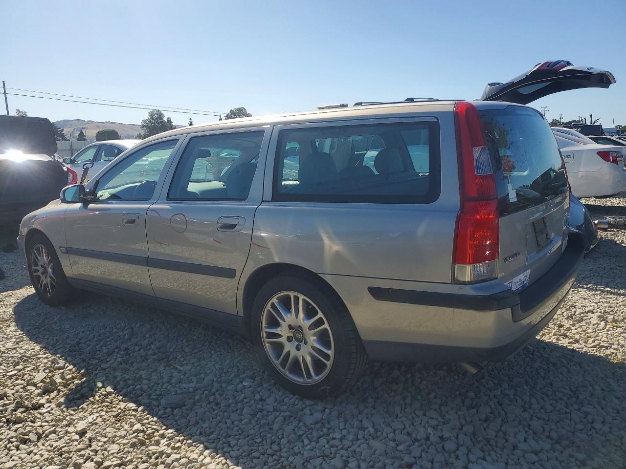 Volvo V70 2.4t