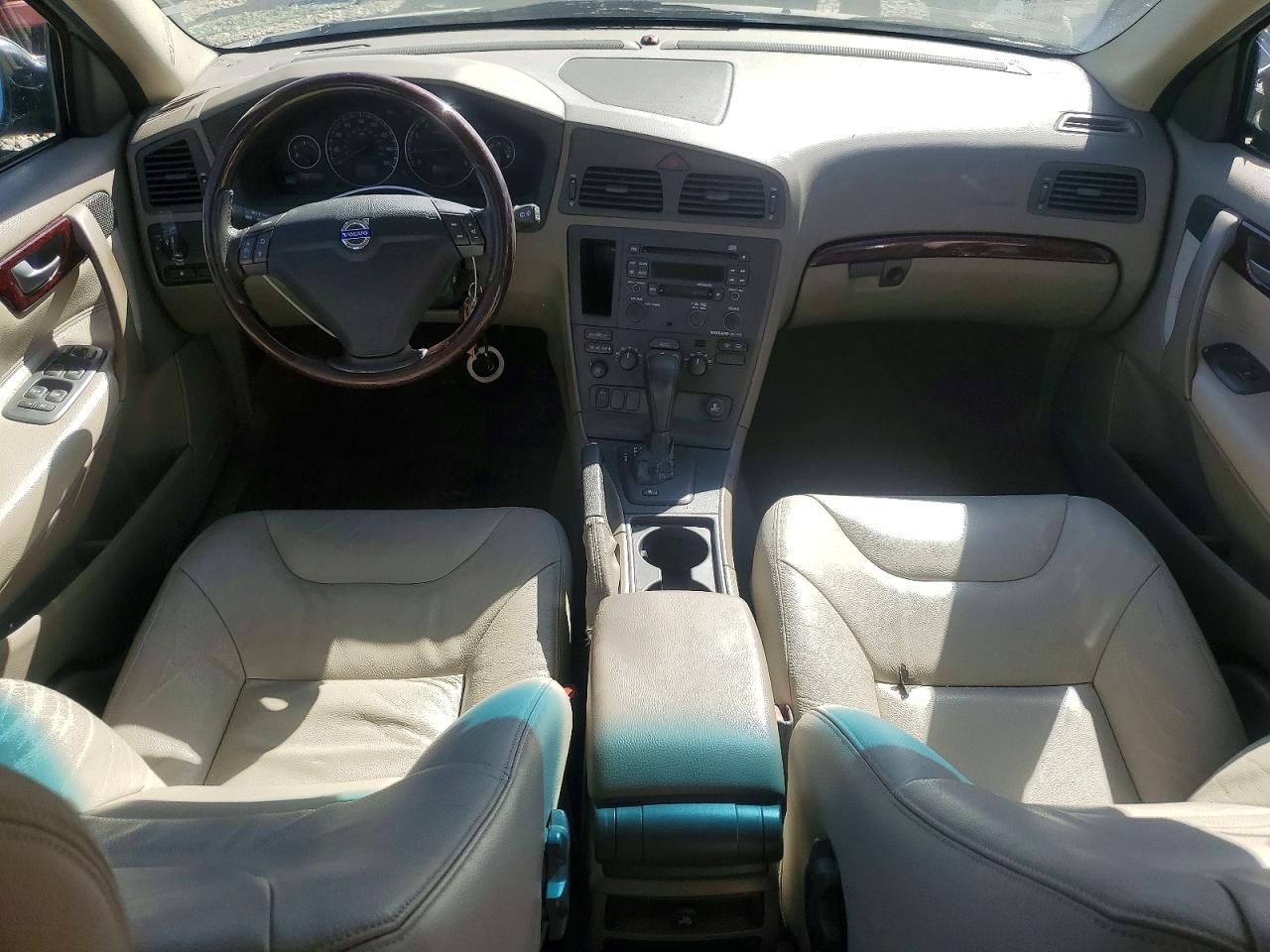 Volvo V70 2.4t