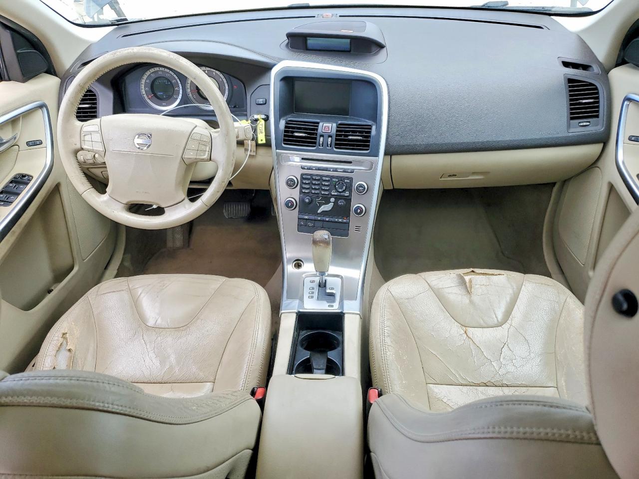 Volvo XC60 T6