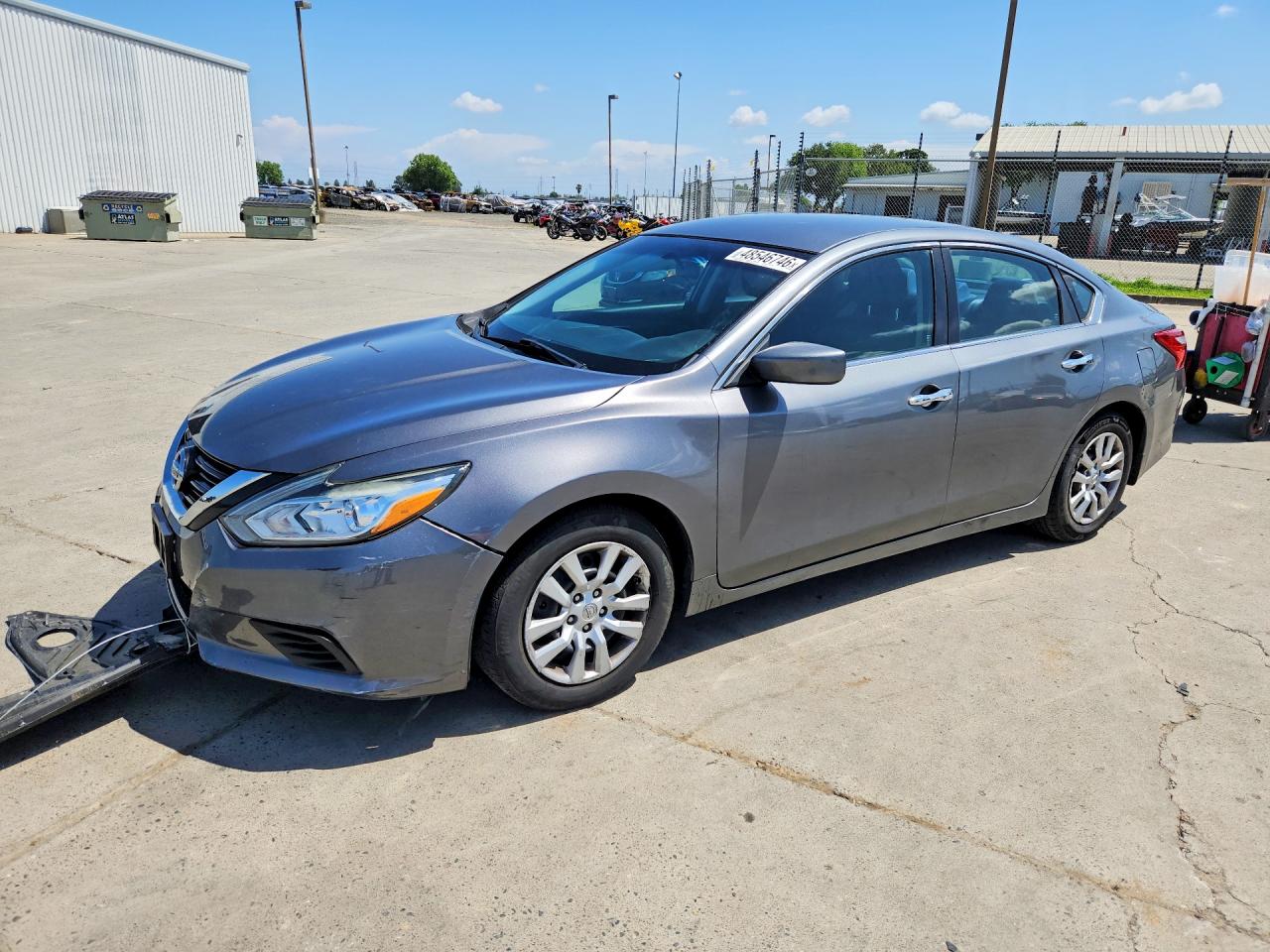 Salvage Nissan Altima Image