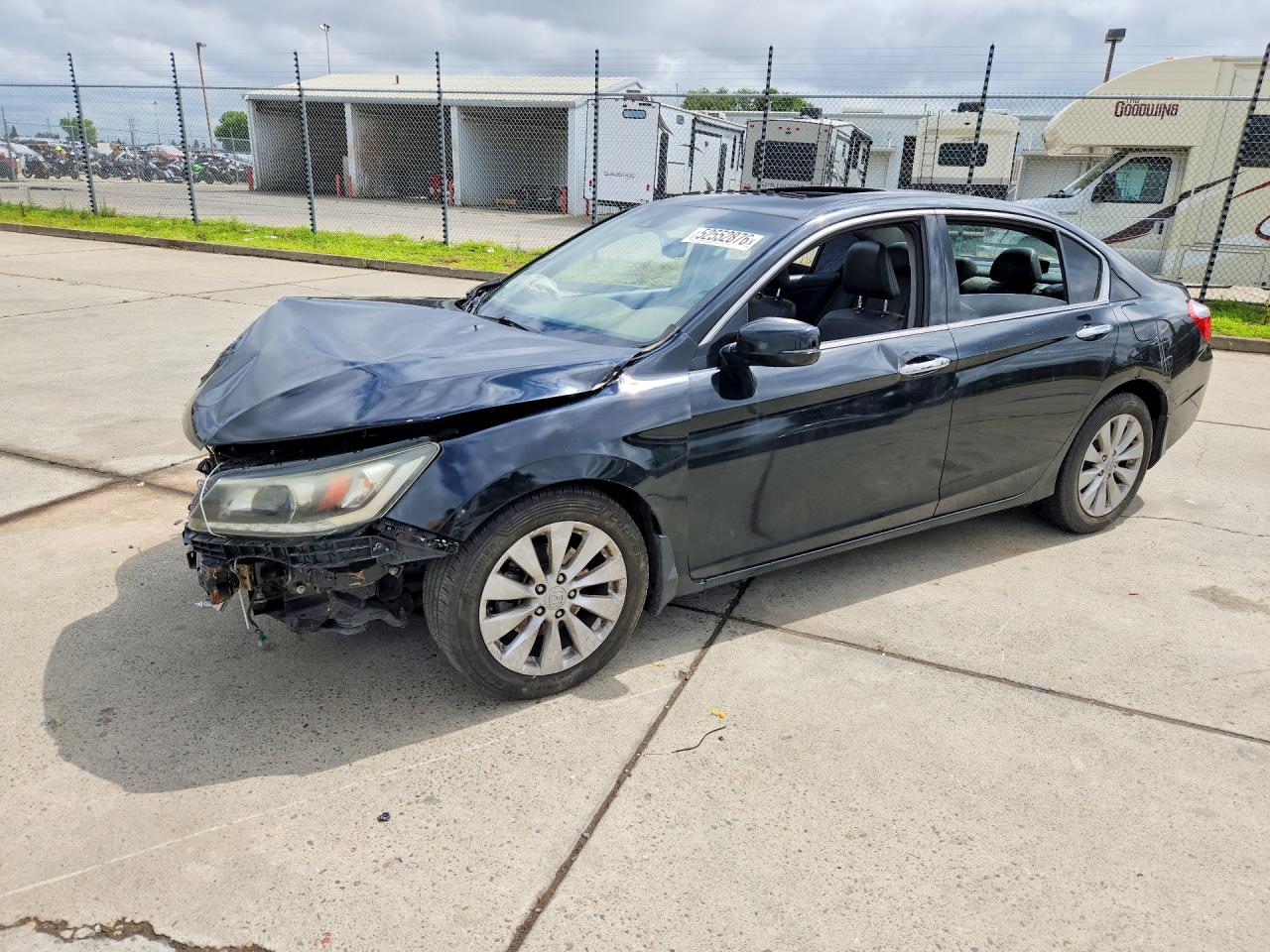Salvage Honda Accord Image
