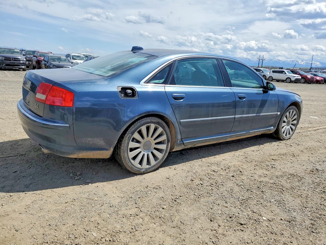Audi A8 L Quattro