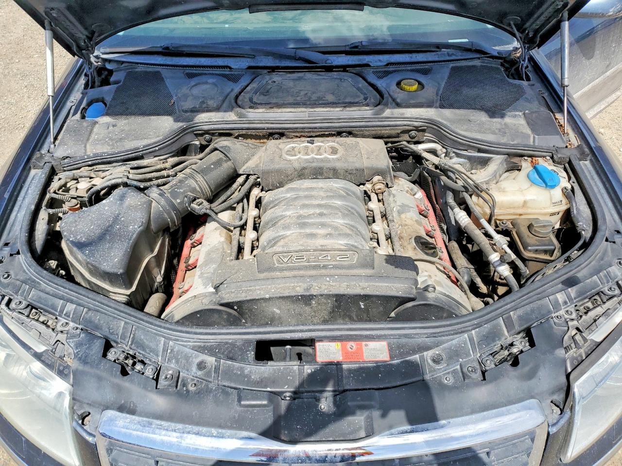 Audi A8 L Quattro