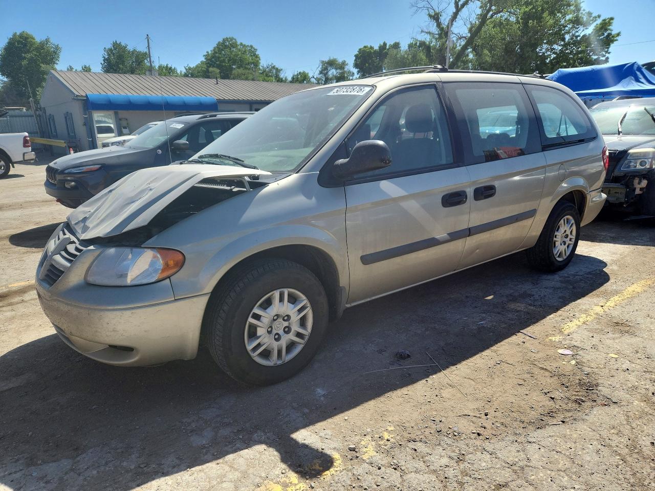 Salvage Dodge Caravan Image