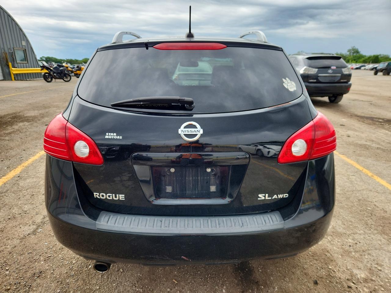 Nissan Rogue S