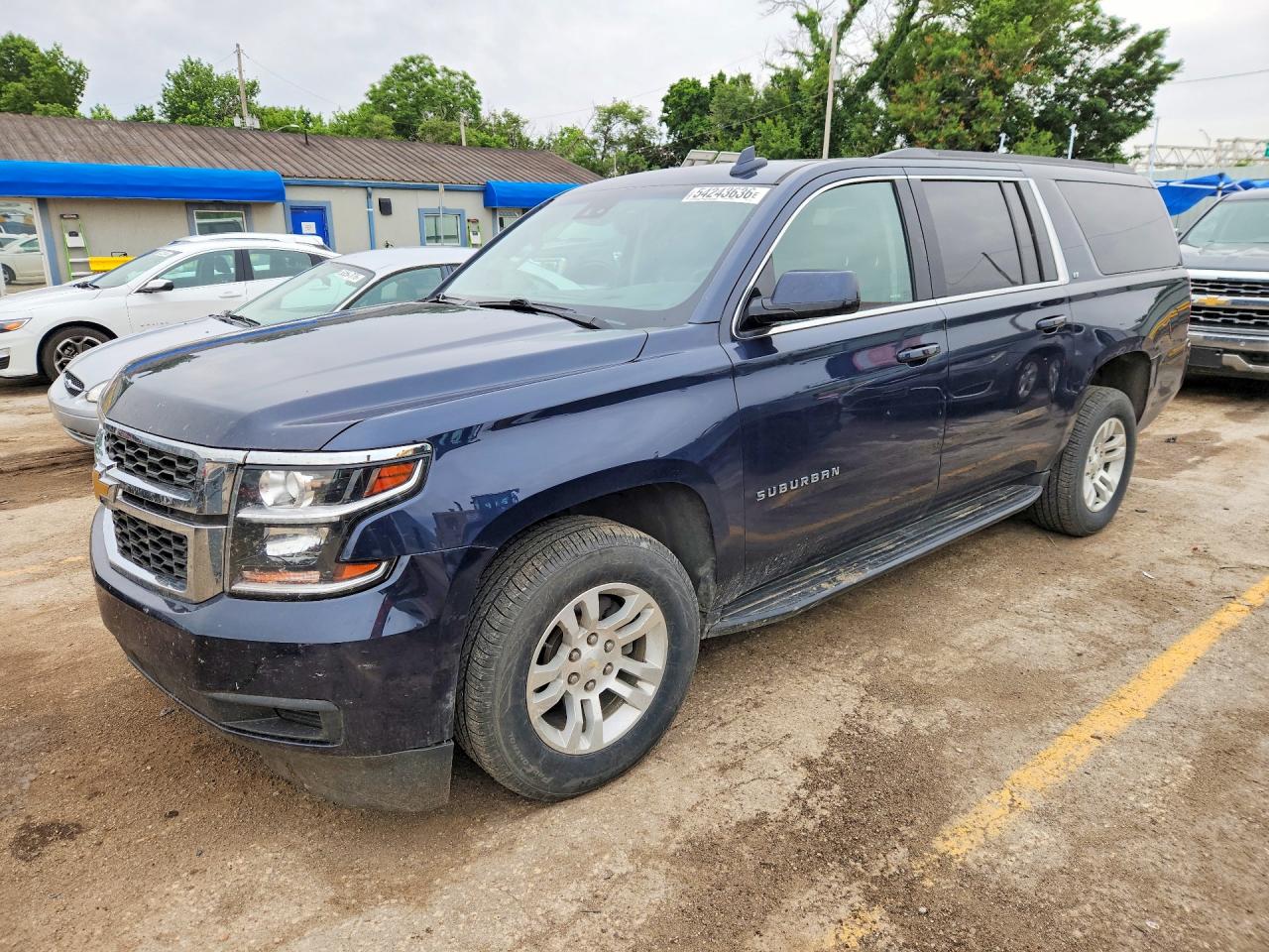 Salvage Chevrolet Suburban Image